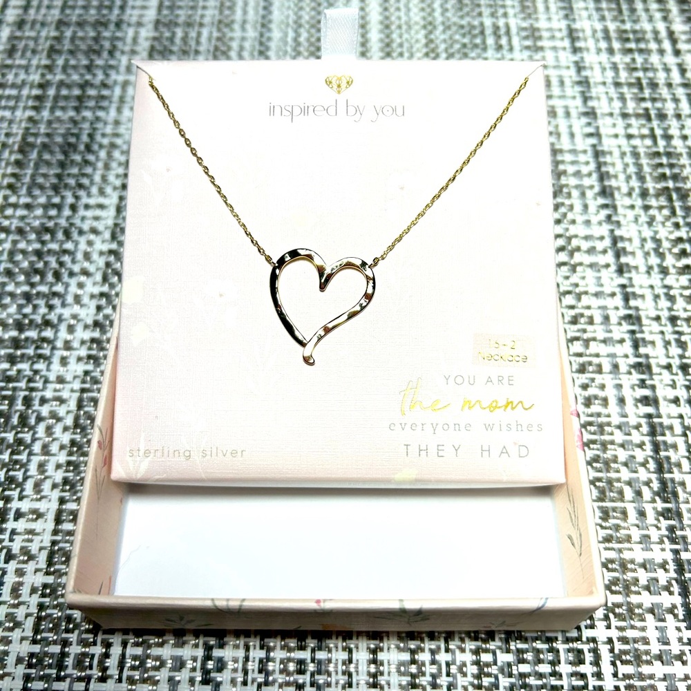 Brand new Inspired by You gold toned single layer necklace 😍 Box included ❤️